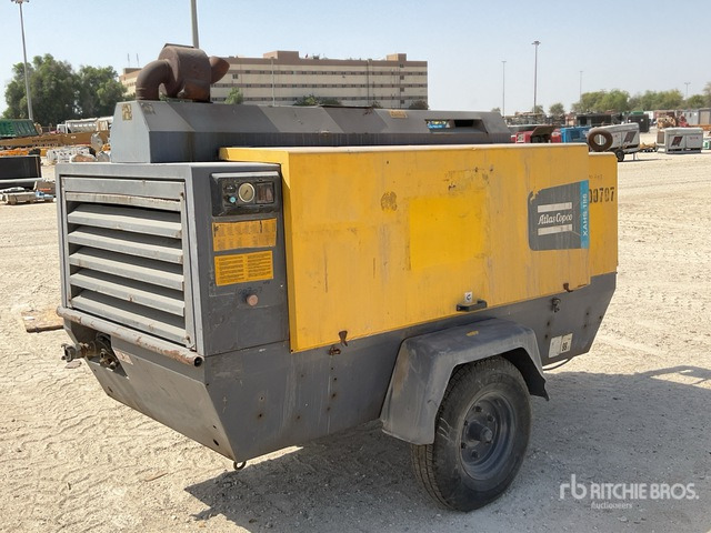 2018 Atlas Copco XAHS186 Mobile (Inoperable) Air Compressor - Légkompresszor: 3 kép. 2018 Atlas Copco XAHS186 Mobile (Inoperable) Air Compressor - Légkompresszor: 3 kép.