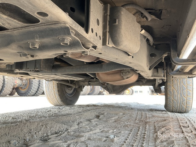 2018 Nissan Patrol GL 4x4 SUV - Terepjáró/ SUV: 5 kép. 2018 Nissan Patrol GL 4x4 SUV - Terepjáró/ SUV: 5 kép.