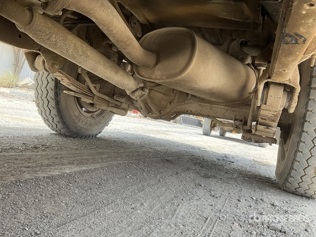 2018 Toyota Land Cruiser 76L 4x4 SUV - Terepjáró/ SUV: 5 kép. 2018 Toyota Land Cruiser 76L 4x4 SUV - Terepjáró/ SUV: 5 kép.