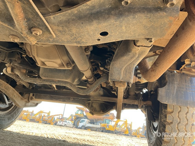 2018 Toyota Land Cruiser 78R 4x4 SUV - Terepjáró/ SUV: 5 kép. 2018 Toyota Land Cruiser 78R 4x4 SUV - Terepjáró/ SUV: 5 kép.