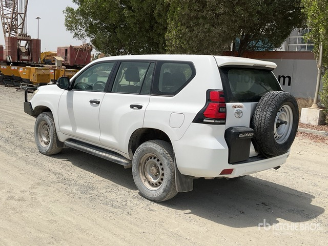 2018 Toyota Prado 150L 4x4 SUV - Terepjáró/ SUV: 3 kép. 2018 Toyota Prado 150L 4x4 SUV - Terepjáró/ SUV: 3 kép.