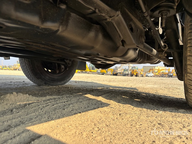 2018 Toyota Prado TX 150L 4x4 SUV - Terepjáró/ SUV: 5 kép. 2018 Toyota Prado TX 150L 4x4 SUV - Terepjáró/ SUV: 5 kép.