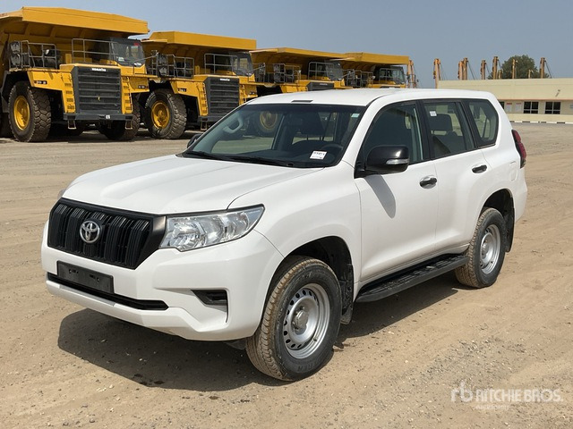 2018 Toyota Prado TX 150L 4x4 SUV - Terepjáró/ SUV: 2 kép. 2018 Toyota Prado TX 150L 4x4 SUV - Terepjáró/ SUV: 2 kép.