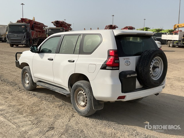 2018 Toyota Prado TX 150L 4x4 SUV - Terepjáró/ SUV: 4 kép. 2018 Toyota Prado TX 150L 4x4 SUV - Terepjáró/ SUV: 4 kép.