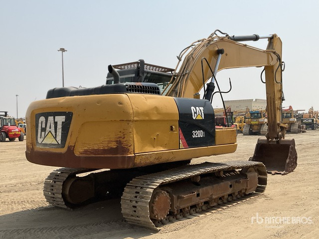 2019 Cat 320D3 Tracked Excavator - Lánctalpas kotró: 4 kép. 2019 Cat 320D3 Tracked Excavator - Lánctalpas kotró: 4 kép.