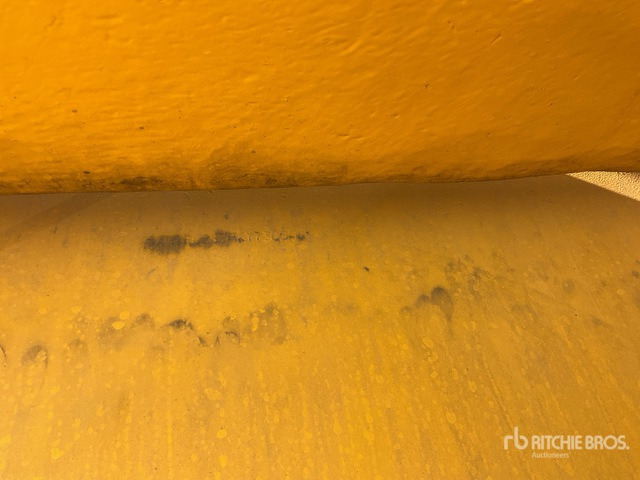 2019 Komatsu PC210-10M0 Tracked Excavator - Lánctalpas kotró: 4 kép. 2019 Komatsu PC210-10M0 Tracked Excavator - Lánctalpas kotró: 4 kép.