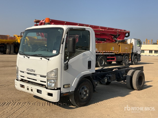 2020 Isuzu Reward NP 4x2 Cab and Chassis - Alvaz teherautó: 2 kép. 2020 Isuzu Reward NP 4x2 Cab and Chassis - Alvaz teherautó: 2 kép.
