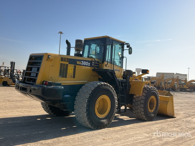 2020 Komatsu WA380Z-6 Wheel Loader - Gumikerekes homlokrakodó: 3 kép. 2020 Komatsu WA380Z-6 Wheel Loader - Gumikerekes homlokrakodó: 3 kép.