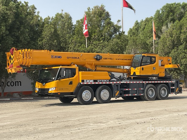 2020 XCMG QY50KA 50 ton 8x4x4 Hydraulic Truck Crane - Autódaru: 2 kép. 2020 XCMG QY50KA 50 ton 8x4x4 Hydraulic Truck Crane - Autódaru: 2 kép.