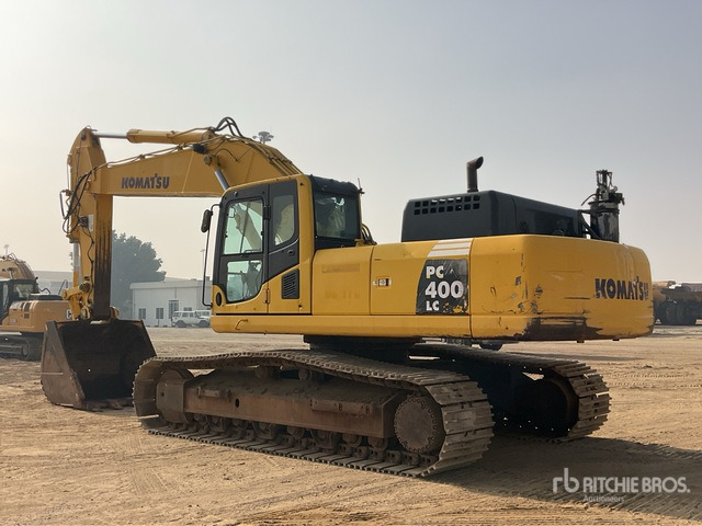 2022 Komatsu PC400LC-8R Tracked Excavator - Lánctalpas kotró: 2 kép. 2022 Komatsu PC400LC-8R Tracked Excavator - Lánctalpas kotró: 2 kép.