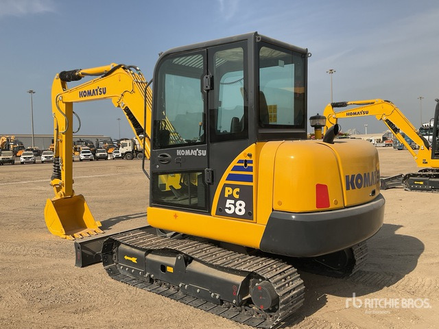 2022 Komatsu PC58-8 Mini Excavator: <6.6t - Minikotró: 3 kép. 2022 Komatsu PC58-8 Mini Excavator: <6.6t - Minikotró: 3 kép.