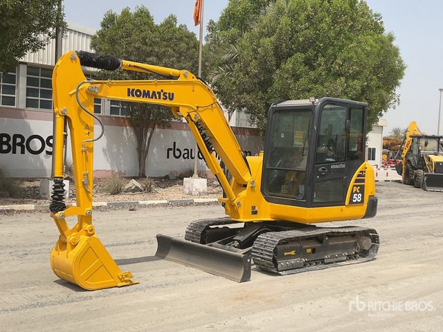 2022 Komatsu PC58-8 Mini Excavator: <6.6t - Minikotró: 2 kép. 2022 Komatsu PC58-8 Mini Excavator: <6.6t - Minikotró: 2 kép.