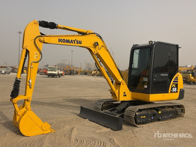 2022 Komatsu PC58-8 Mini Excavator: <6.6t - Minikotró: 2 kép. 2022 Komatsu PC58-8 Mini Excavator: <6.6t - Minikotró: 2 kép.