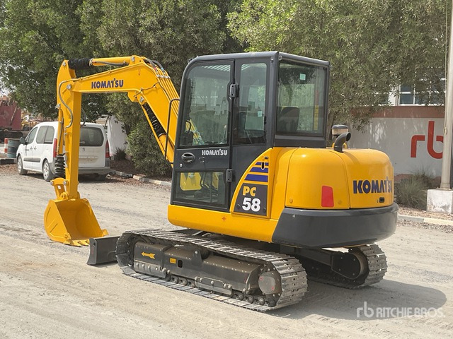 2022 Komatsu PC58-8 Mini Excavator: <6.6t - Minikotró: 3 kép. 2022 Komatsu PC58-8 Mini Excavator: <6.6t - Minikotró: 3 kép.