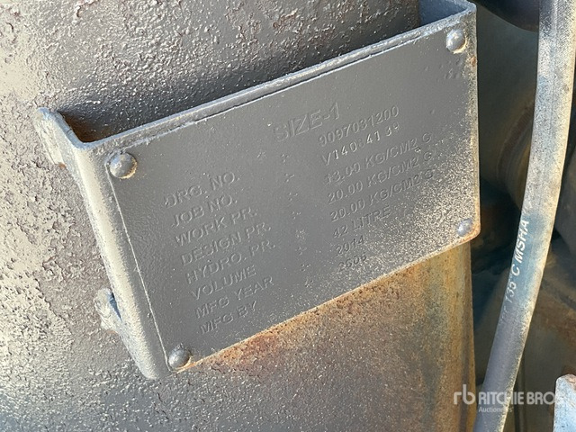 Atlas Copco XAS157 Air Compressor - Légkompresszor: 4 kép. Atlas Copco XAS157 Air Compressor - Légkompresszor: 4 kép.