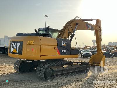 CAT 320D2 - Lánctalpas kotró: 3 kép. CAT 320D2 - Lánctalpas kotró: 3 kép.