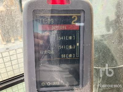 CAT 336D2 - Lánctalpas kotró: 3 kép. CAT 336D2 - Lánctalpas kotró: 3 kép.