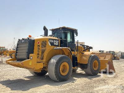 CAT 972M - Gumikerekes homlokrakodó: 3 kép. CAT 972M - Gumikerekes homlokrakodó: 3 kép.