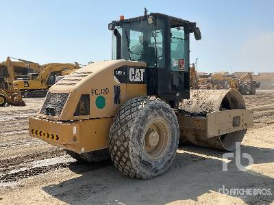CAT CS-533E - Talajtömörítő: 3 kép. CAT CS-533E - Talajtömörítő: 3 kép.