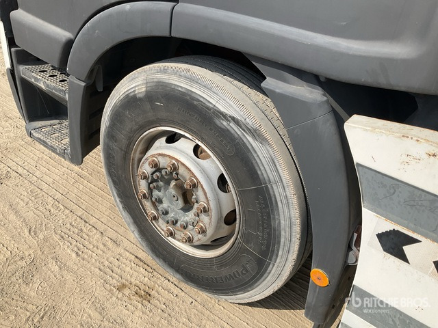 Iveco Stralis 430 - Vontató: 5 kép. Iveco Stralis 430 - Vontató: 5 kép.