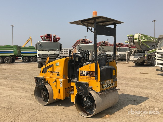 JCB VMT260 - Henger: 3 kép. JCB VMT260 - Henger: 3 kép.