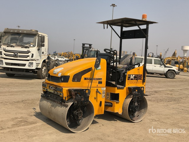 JCB VMT260 - Henger: 1 kép. JCB VMT260 - Henger: 1 kép.