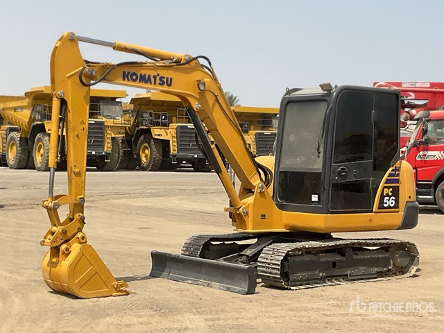 Komatsu PC56-7 - Minikotró: 1 kép. Komatsu PC56-7 - Minikotró: 1 kép.
