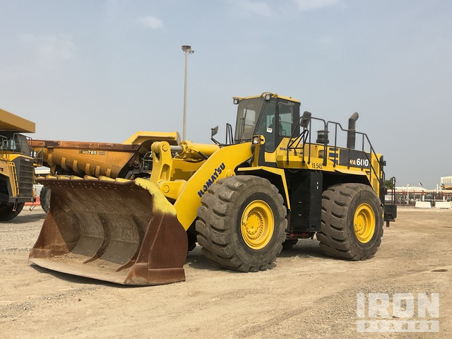 Komatsu WA600-6 Wheel Loader - Gumikerekes homlokrakodó: 1 kép. Komatsu WA600-6 Wheel Loader - Gumikerekes homlokrakodó: 1 kép.
