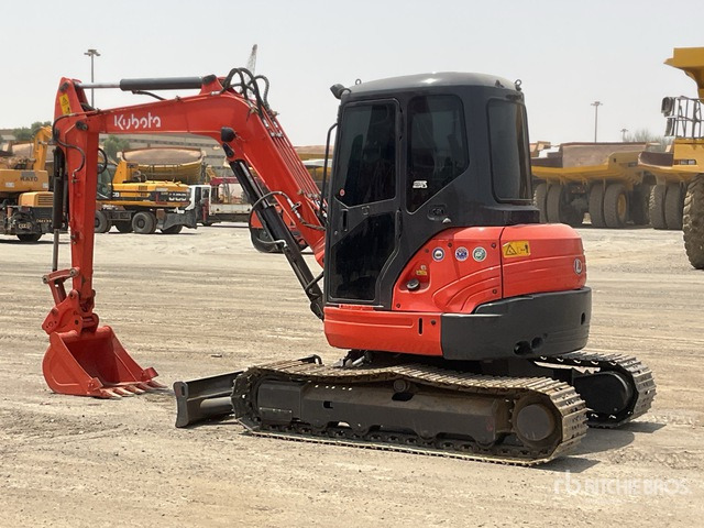 Kubota KX-155-3SZ Mini Excavator: <6.6t - Minikotró: 4 kép. Kubota KX-155-3SZ Mini Excavator: <6.6t - Minikotró: 4 kép.