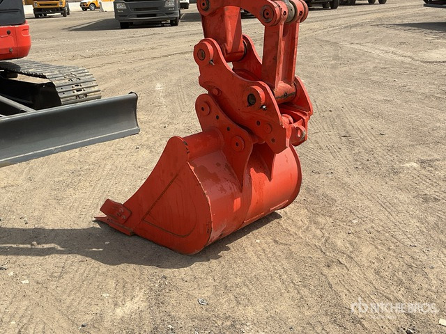 Kubota KX155-3SZ Mini Excavator: <6.6t - Minikotró: 5 kép. Kubota KX155-3SZ Mini Excavator: <6.6t - Minikotró: 5 kép.