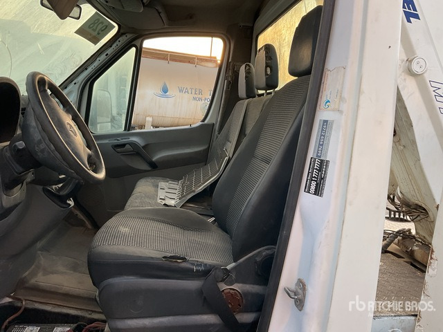 Mercedes-Benz BC600LC6 Bucket Truck - Emelőkosaras teherautó: 5 kép. Mercedes-Benz BC600LC6 Bucket Truck - Emelőkosaras teherautó: 5 kép.