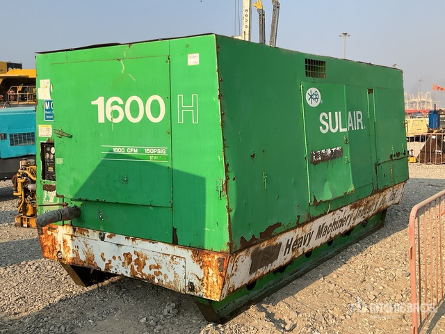 Sullair 1600H Air Compressor - Légkompresszor: 1 kép. Sullair 1600H Air Compressor - Légkompresszor: 1 kép.