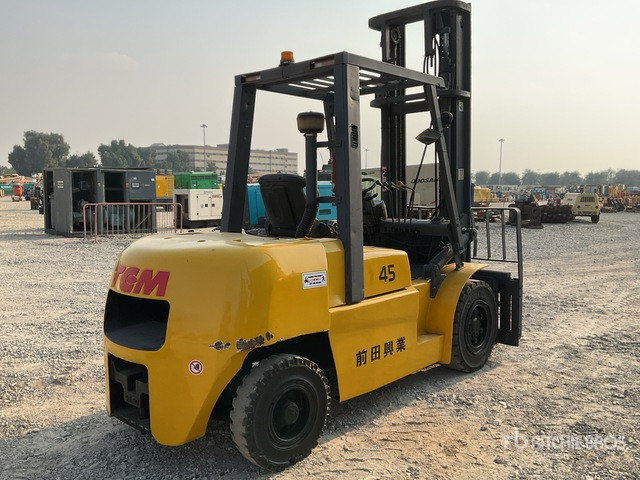 TCM Forklift - Villás targonca: 3 kép. TCM Forklift - Villás targonca: 3 kép.