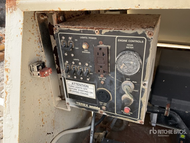 Terex Light Tower - Világító állvány: 5 kép. Terex Light Tower - Világító állvány: 5 kép.