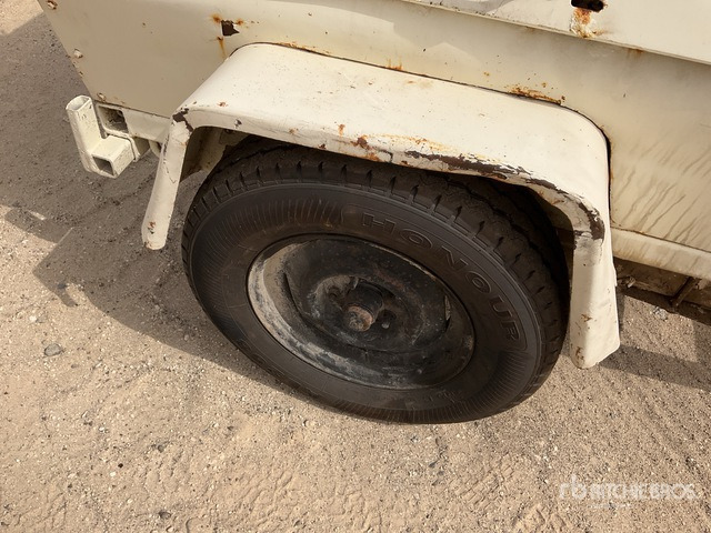 Terex Light Tower - Világító állvány: 4 kép. Terex Light Tower - Világító állvány: 4 kép.