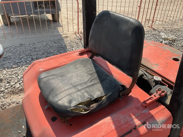 Toyota 02-5FD25 Forklift - Dízel targonca: 5 kép. Toyota 02-5FD25 Forklift - Dízel targonca: 5 kép.