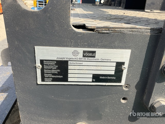 Vogele Super 1800-2 - Útburkológép: 5 kép. Vogele Super 1800-2 - Útburkológép: 5 kép.