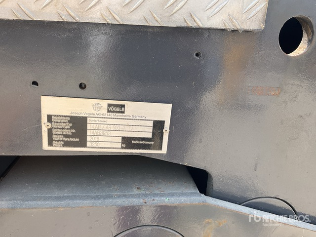 Vogele Super 1800-2L - Útburkológép: 5 kép. Vogele Super 1800-2L - Útburkológép: 5 kép.