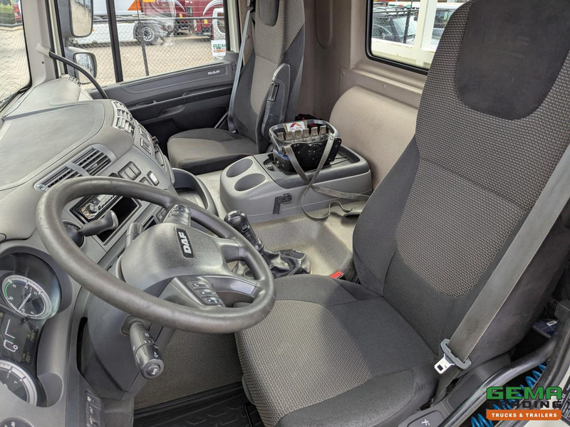 DAF CF 330 FAT 6x4 Dagcab Euro6A - Open laadbak 6.4m + PM 15522 - RadioGrafisch - Handgeschakeld - 08/2025APK - Platós teherautó, Darus autó: 5 kép. DAF CF 330 FAT 6x4 Dagcab Euro6A - Open laadbak 6.4m + PM 15522 - RadioGrafisch - Handgeschakeld - 08/2025APK - Platós teherautó, Darus autó: 5 kép.