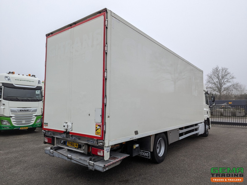 Dobozos felépítményű teherautó DAF CF 370 FA 4x2 Spacecab Euro6 - GeslotenBak 8.2M + Laadklep 2000kg - HardHouten vloer - 10/2025APK: 8 kép.