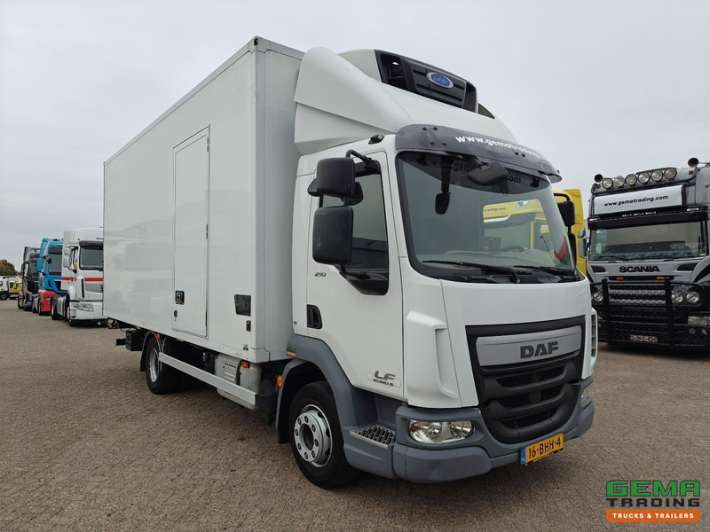 DAF LF 210 FA 4x2 Dagcab Euro6A - Koel/Vriesbak 5.5M + Carrier Supra 550 + Laadklep 2000KG - 173.000KM! - Hűtős teherautó: 3 kép. DAF LF 210 FA 4x2 Dagcab Euro6A - Koel/Vriesbak 5.5M + Carrier Supra 550 + Laadklep 2000KG - 173.000KM! - Hűtős teherautó: 3 kép.