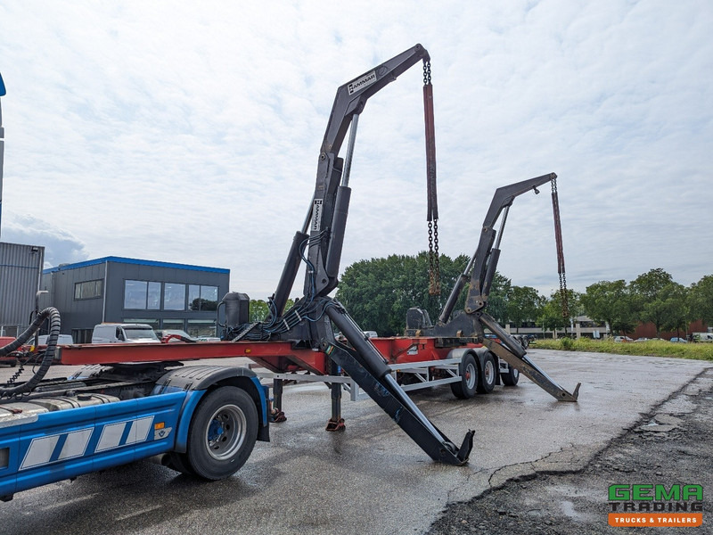 HAMMAR 160 HE 3-Assen - SideLoader - 33T - ContainerStacking - Afstandbediening - Félpótkocsi cserefelépítményes: 1 kép. HAMMAR 160 HE 3-Assen - SideLoader - 33T - ContainerStacking - Afstandbediening - Félpótkocsi cserefelépítményes: 1 kép.