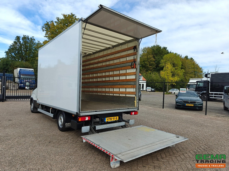 Iveco 35S18 Hi-Matic 4x2 Dagcab Euro6E - Gesloten Bak 4.2M - Laadklep 1000KG - Navi - 03/2026 APK - Dobozos kisteherautó: 5 kép. Iveco 35S18 Hi-Matic 4x2 Dagcab Euro6E - Gesloten Bak 4.2M - Laadklep 1000KG - Navi - 03/2026 APK - Dobozos kisteherautó: 5 kép.