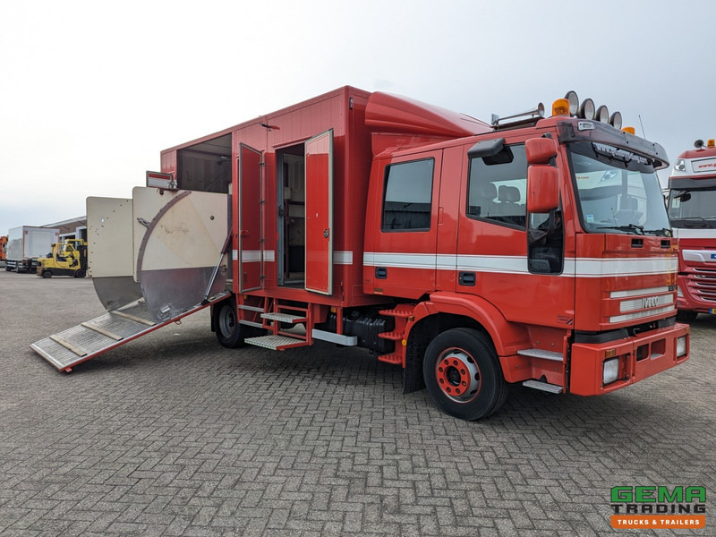 Iveco Tector ML120E24D 4x2 Euro3 DubbelCabine - Paardenwagen 3-Paards - Kleedruimte - Hydraulische klep- TOP! - Lószállító kamion: 1 kép. Iveco Tector ML120E24D 4x2 Euro3 DubbelCabine - Paardenwagen 3-Paards - Kleedruimte - Hydraulische klep- TOP! - Lószállító kamion: 1 kép.
