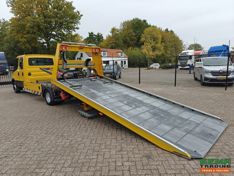 Iveco / Tevor 70C18/TR24 4x2 DubbelCabine Euro6D - TEVOR ZP30-C1 + Bril 1800KG - Afstandsbediening - 03/2026 APK - Vontató: 3 kép. Iveco / Tevor 70C18/TR24 4x2 DubbelCabine Euro6D - TEVOR ZP30-C1 + Bril 1800KG - Afstandsbediening - 03/2026 APK - Vontató: 3 kép.