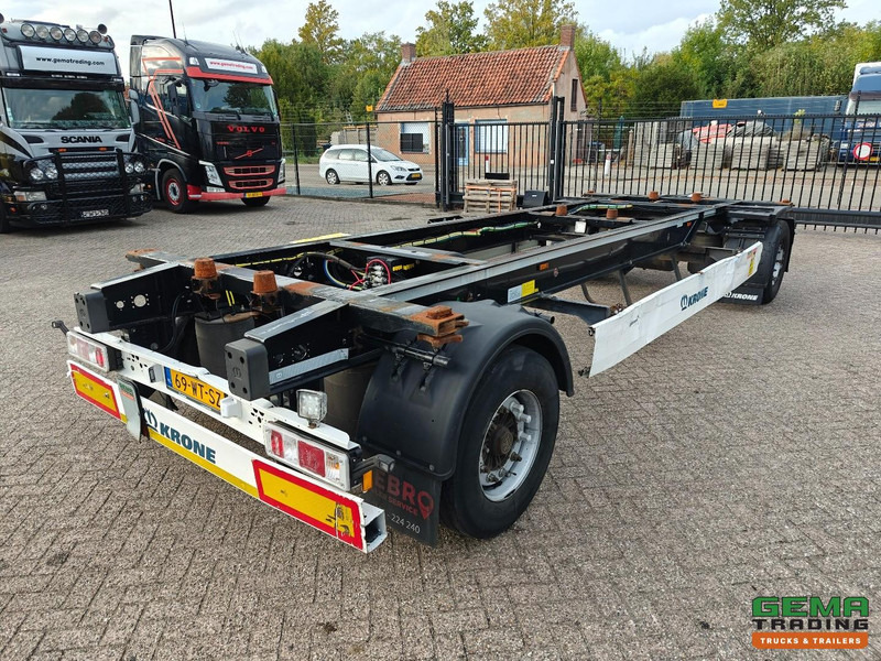 Krone AZ 2-Assen BPW - BDF Systeem - Schijfremmen - Luchtvering - Pótkocsi cserefelépítményes: 2 kép. Krone AZ 2-Assen BPW - BDF Systeem - Schijfremmen - Luchtvering - Pótkocsi cserefelépítményes: 2 kép.