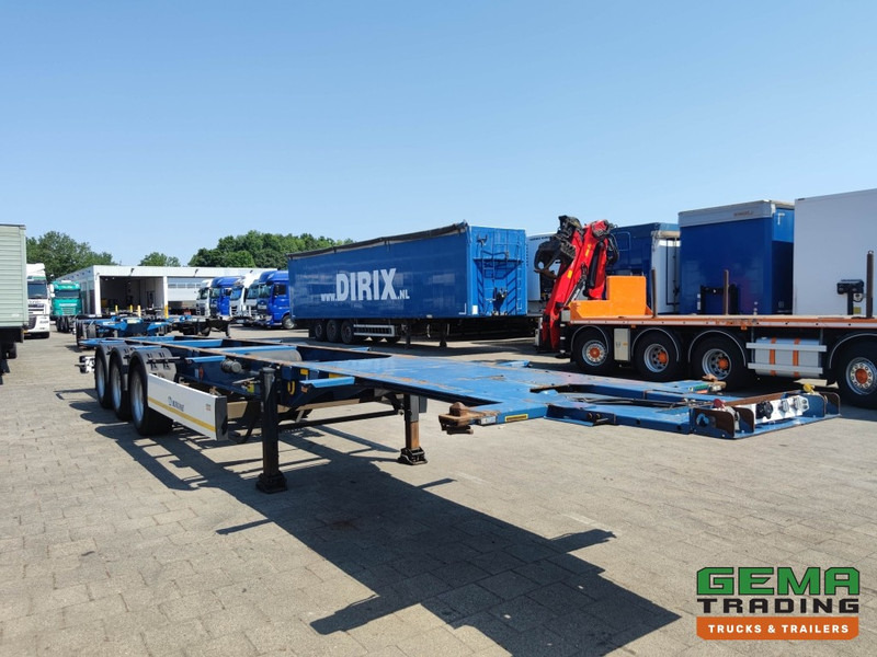 Krone SD 40 45 FT ContainerChassis 4720kg - BPW drum Brakes (O1503) - Félpótkocsi cserefelépítményes: 3 kép. Krone SD 40 45 FT ContainerChassis 4720kg - BPW drum Brakes (O1503) - Félpótkocsi cserefelépítményes: 3 kép.