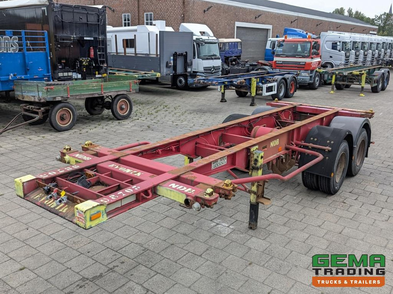 Krone SZC 20FT 2-Assen ROR - STEEL Suspension - DOUBLE tires - DrumBrakes (O1916) - Félpótkocsi cserefelépítményes: 4 kép. Krone SZC 20FT 2-Assen ROR - STEEL Suspension - DOUBLE tires - DrumBrakes (O1916) - Félpótkocsi cserefelépítményes: 4 kép.