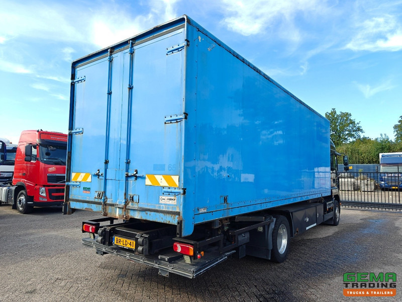 MAN TGA 18.310 4x2 LX Euro3 - Handgeschakeld ZF16 - BDF/VerhuisBak + Laadklep 2000KG - 207.000km - 12/2025 APK - Cserefelépítményes teherautó: 4 kép. MAN TGA 18.310 4x2 LX Euro3 - Handgeschakeld ZF16 - BDF/VerhuisBak + Laadklep 2000KG - 207.000km - 12/2025 APK - Cserefelépítményes teherautó: 4 kép.