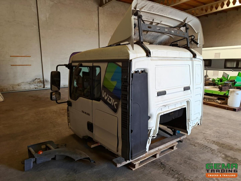 MAN TGA Cabine - Fülke és belső tér - Teherautó: 5 kép. MAN TGA Cabine - Fülke és belső tér - Teherautó: 5 kép.